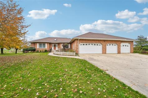 21261 White Tail Ridge Anamosa IA 52205