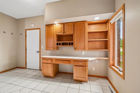 21261 White Tail Ridge Anamosa IA 52205