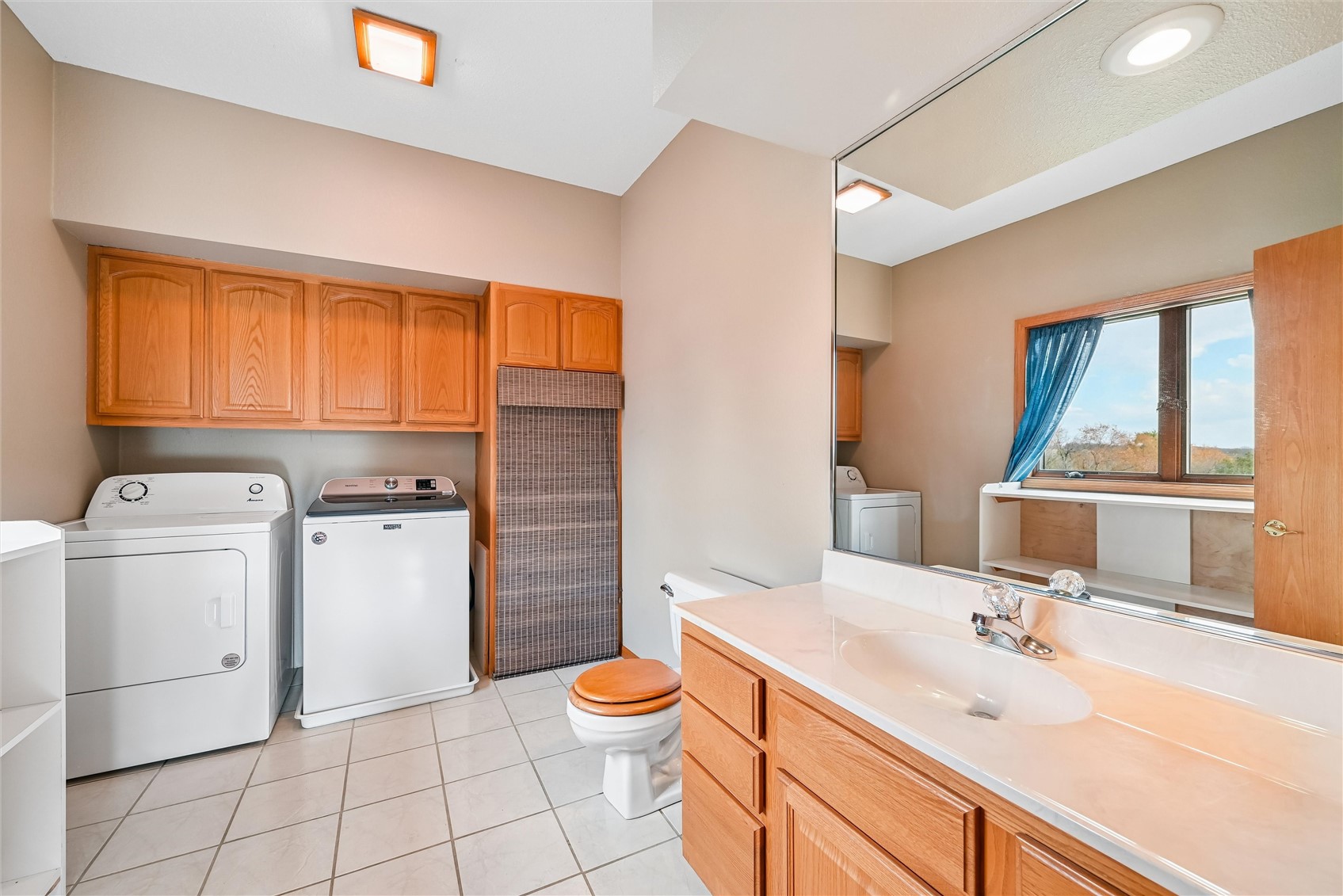 21261 White Tail Ridge Anamosa IA 52205