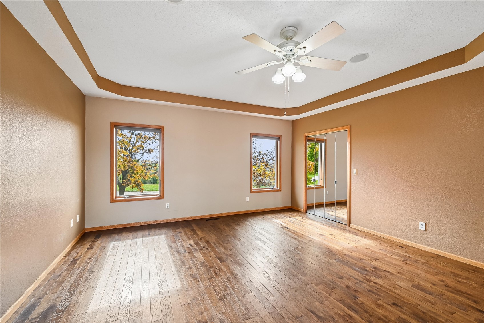 21261 White Tail Ridge Anamosa IA 52205