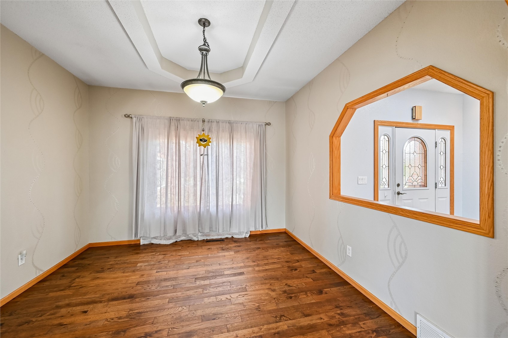 21261 White Tail Ridge Anamosa IA 52205