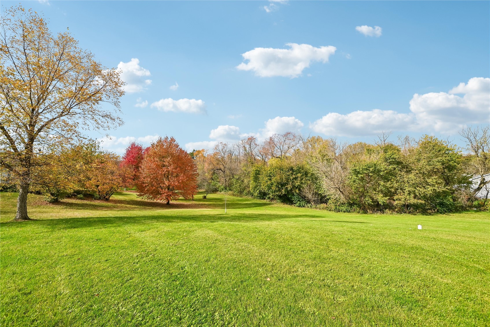 21261 White Tail Ridge Anamosa IA 52205