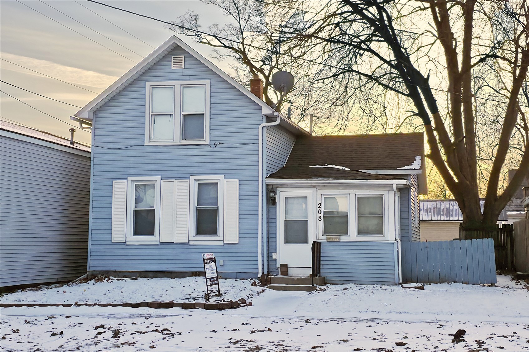 208 7th Street SW Cedar Rapids IA 52404