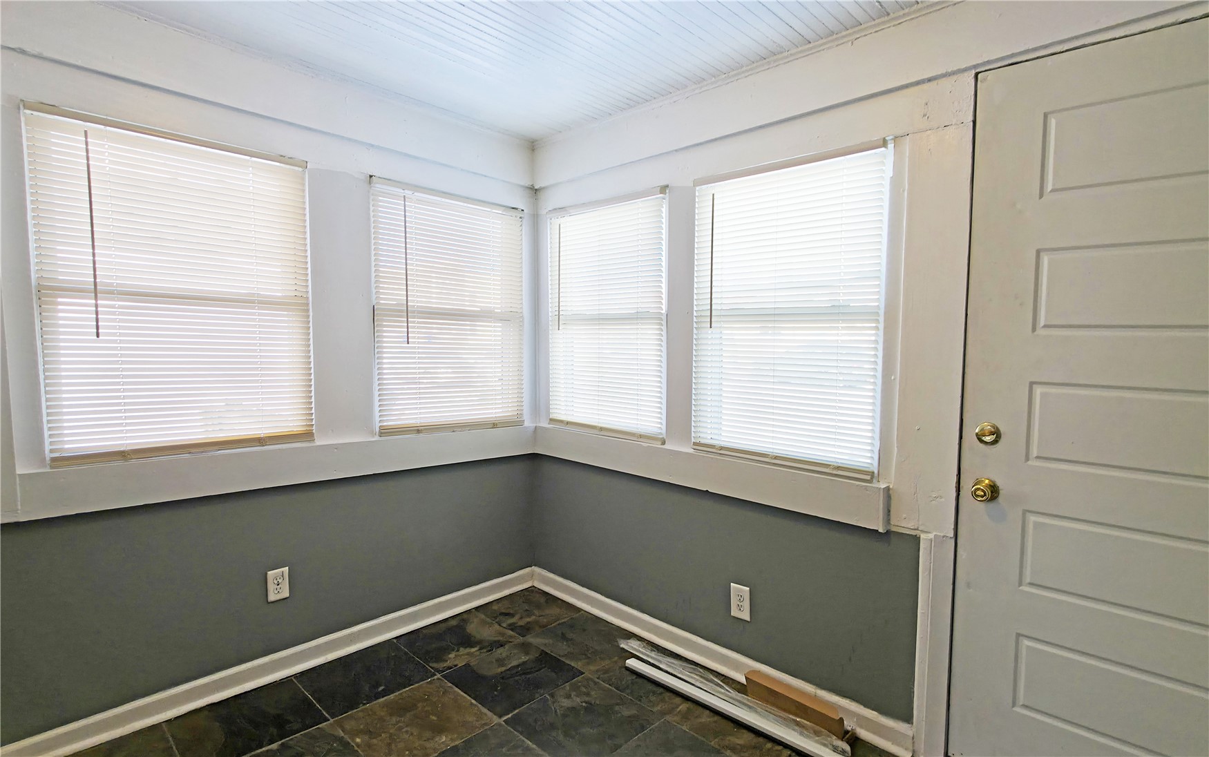 208 7th Street SW Cedar Rapids IA 52404