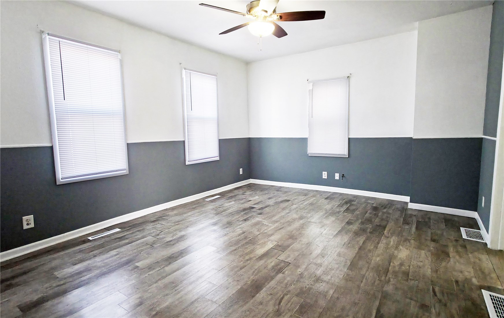208 7th Street SW Cedar Rapids IA 52404