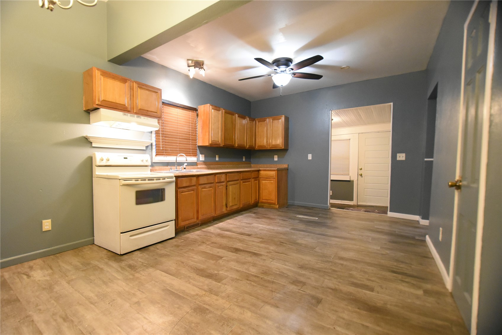 208 7th Street SW Cedar Rapids IA 52404