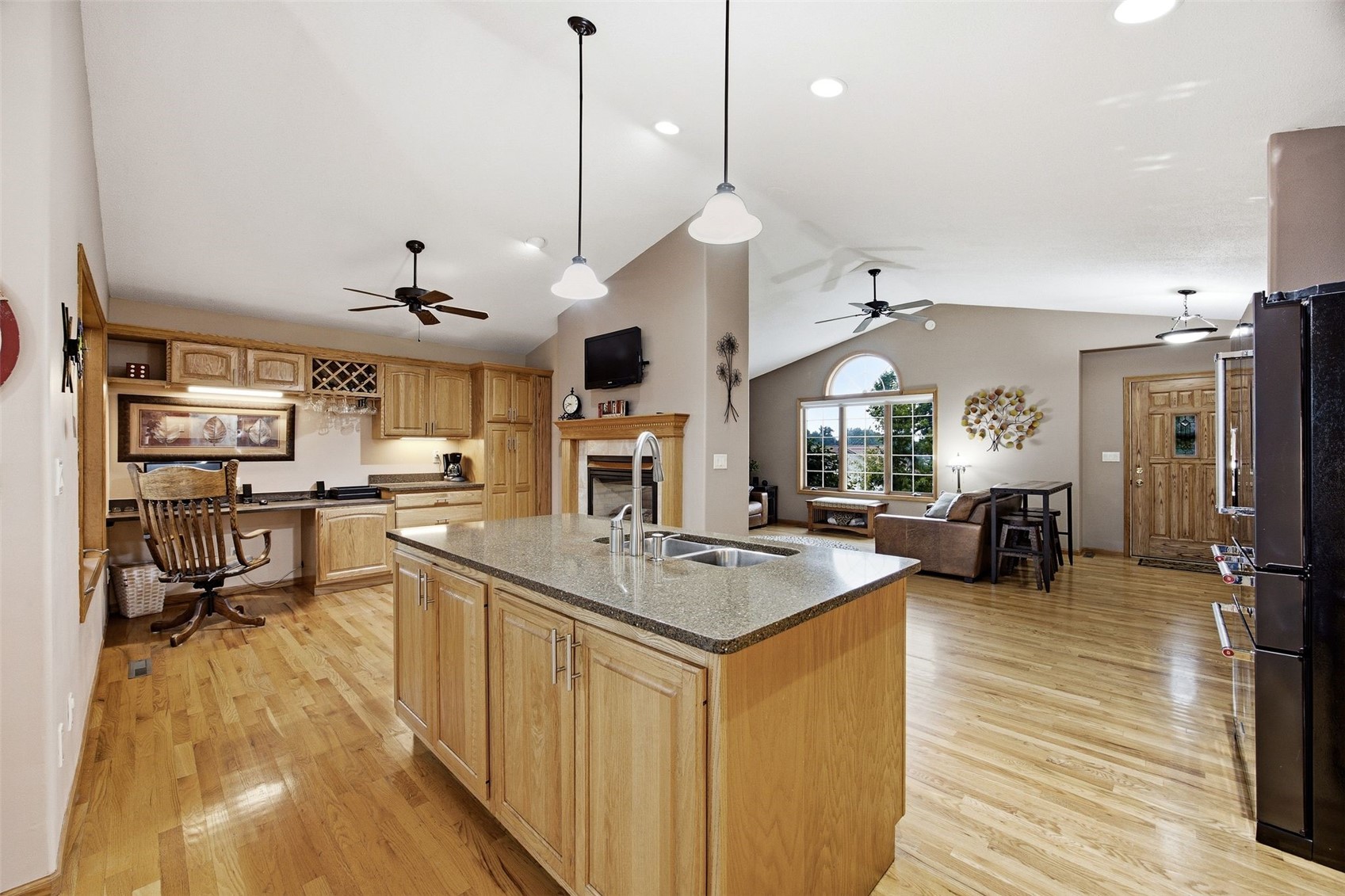 1319 Jackson Woods Court NW Cedar Rapids IA 52405