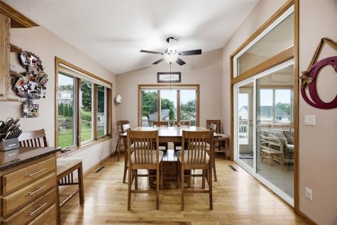 1319 Jackson Woods Court NW Cedar Rapids IA 52405