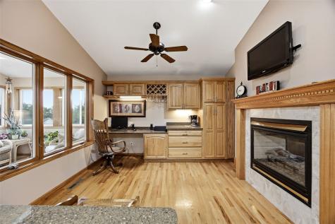 1319 Jackson Woods Court NW Cedar Rapids IA 52405