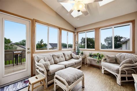 1319 Jackson Woods Court NW Cedar Rapids IA 52405