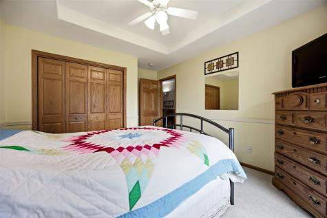 1319 Jackson Woods Court NW Cedar Rapids IA 52405
