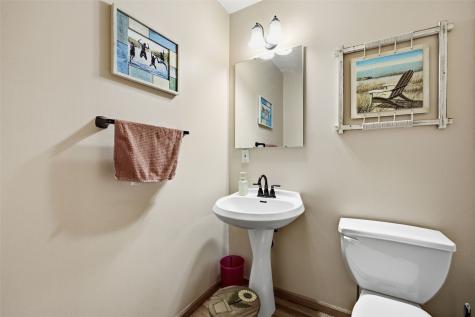 1319 Jackson Woods Court NW Cedar Rapids IA 52405