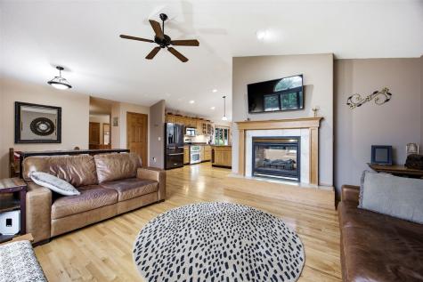 1319 Jackson Woods Court NW Cedar Rapids IA 52405