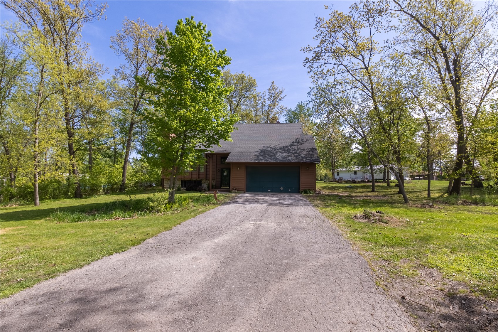 5520 Antler Drive Cedar Rapids IA 52411