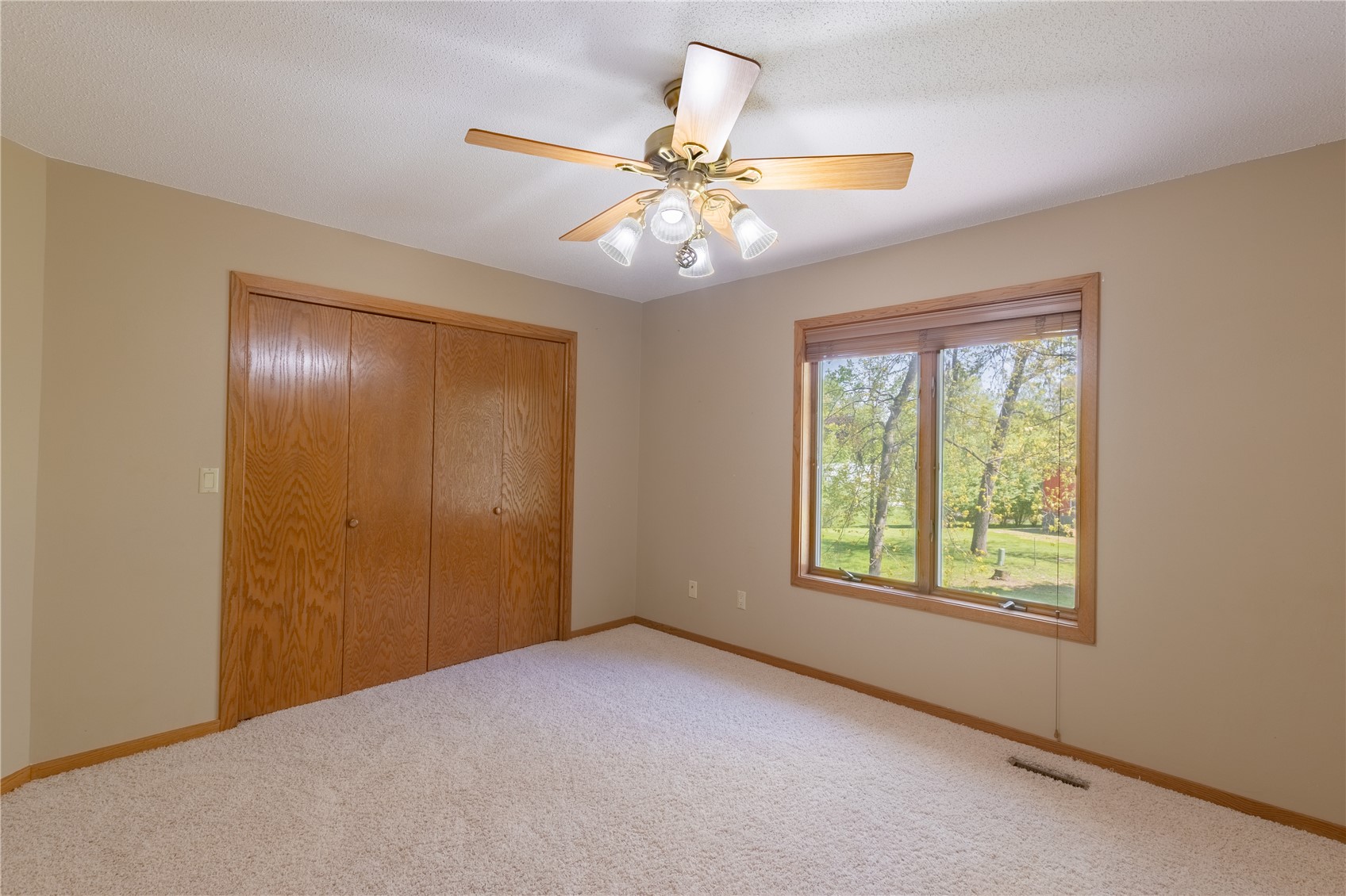 5520 Antler Drive Cedar Rapids IA 52411