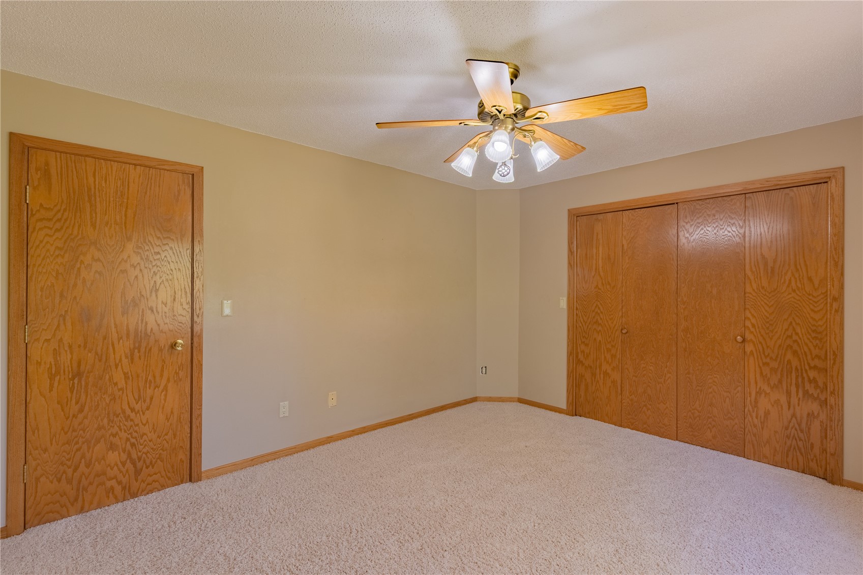 5520 Antler Drive Cedar Rapids IA 52411