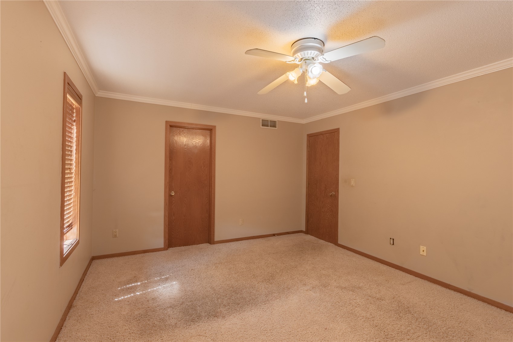 5520 Antler Drive Cedar Rapids IA 52411