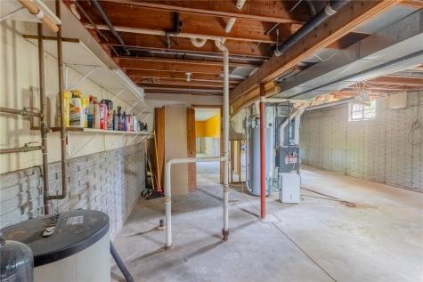 5520 Antler Drive Cedar Rapids IA 52411