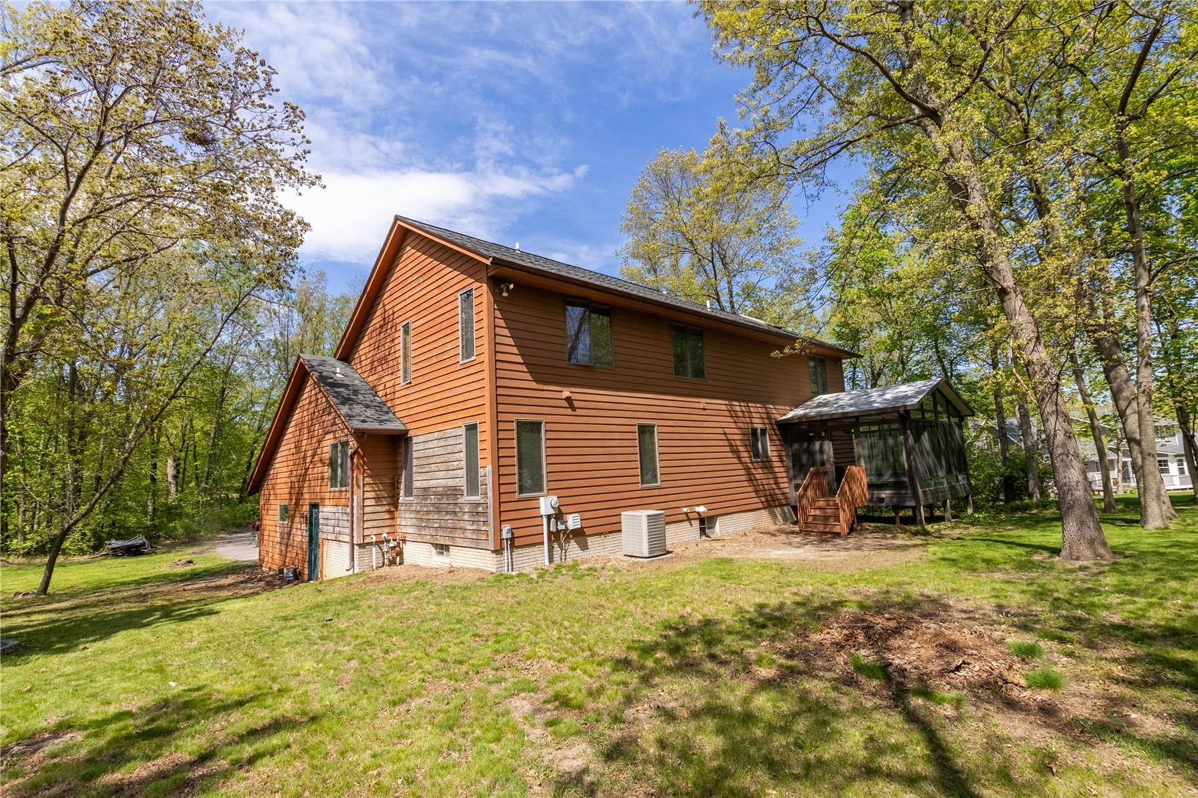 5520 Antler Drive Cedar Rapids IA 52411