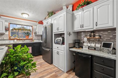 602 S Jackson Street Lisbon IA 52253