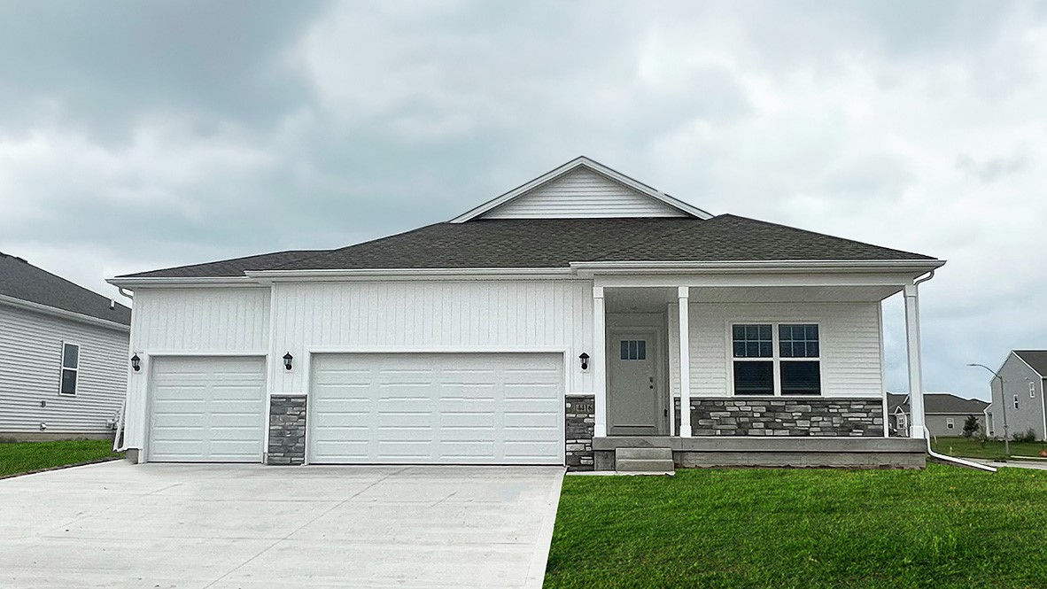 604 Ella Avenue Tiffin IA 52340