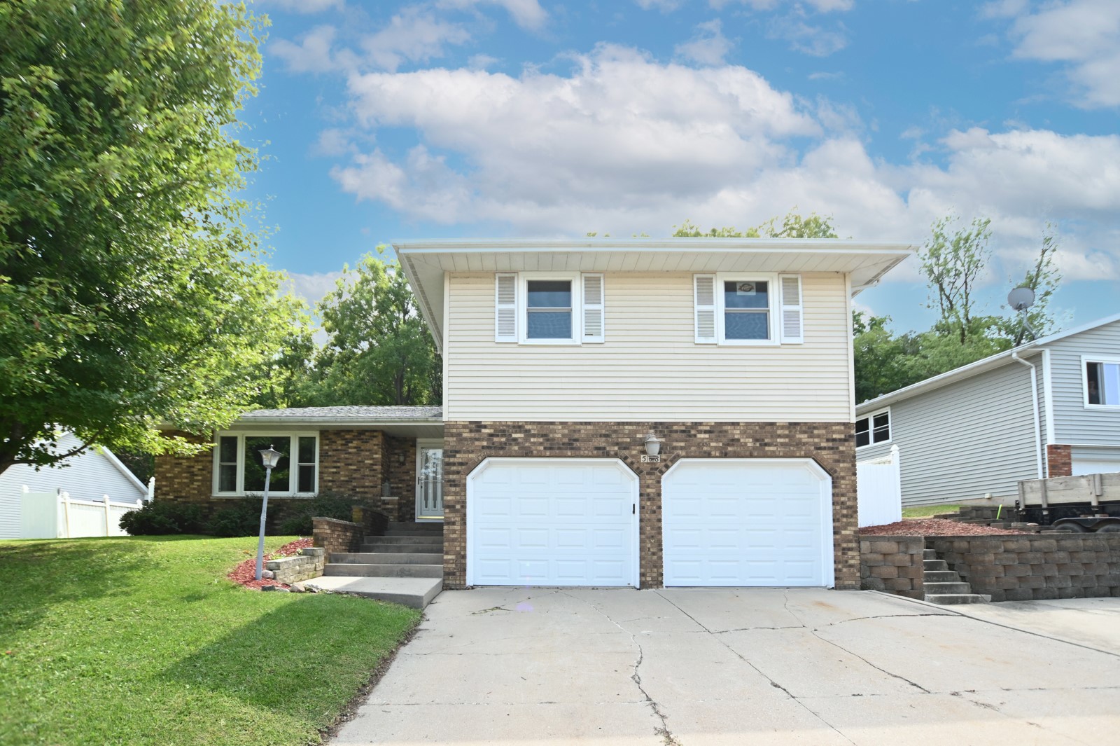 Anamosa IA, 508 Rosemary Lane