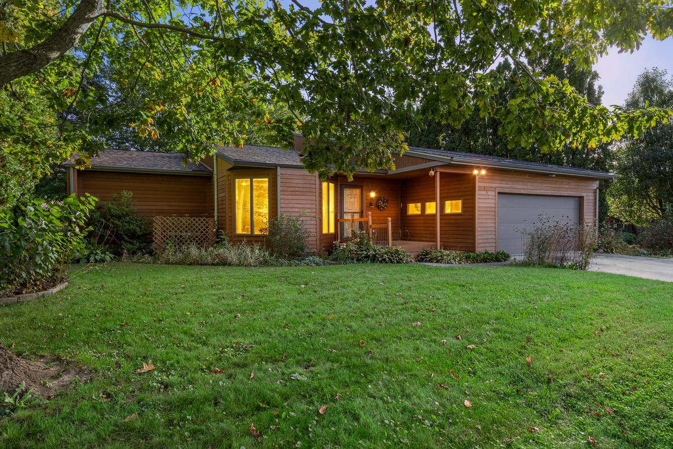 102 Elizabeth Drive Tipton IA 52772