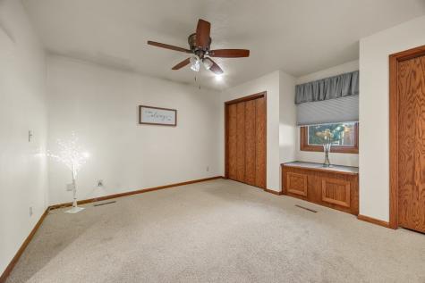 102 Elizabeth Drive Tipton IA 52772