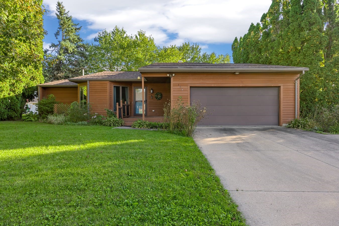 102 Elizabeth Drive Tipton IA 52772