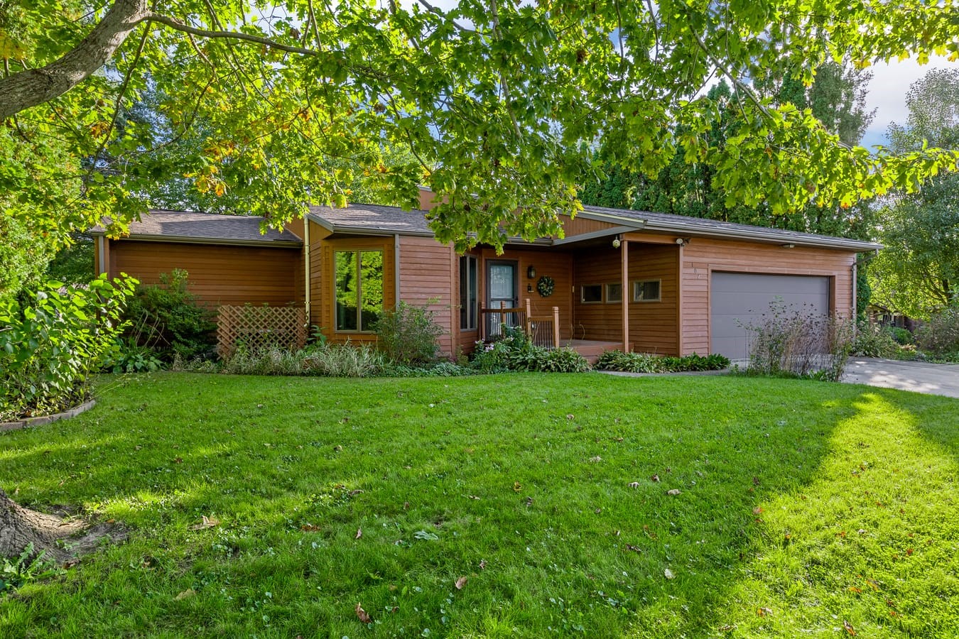 102 Elizabeth Drive Tipton IA 52772
