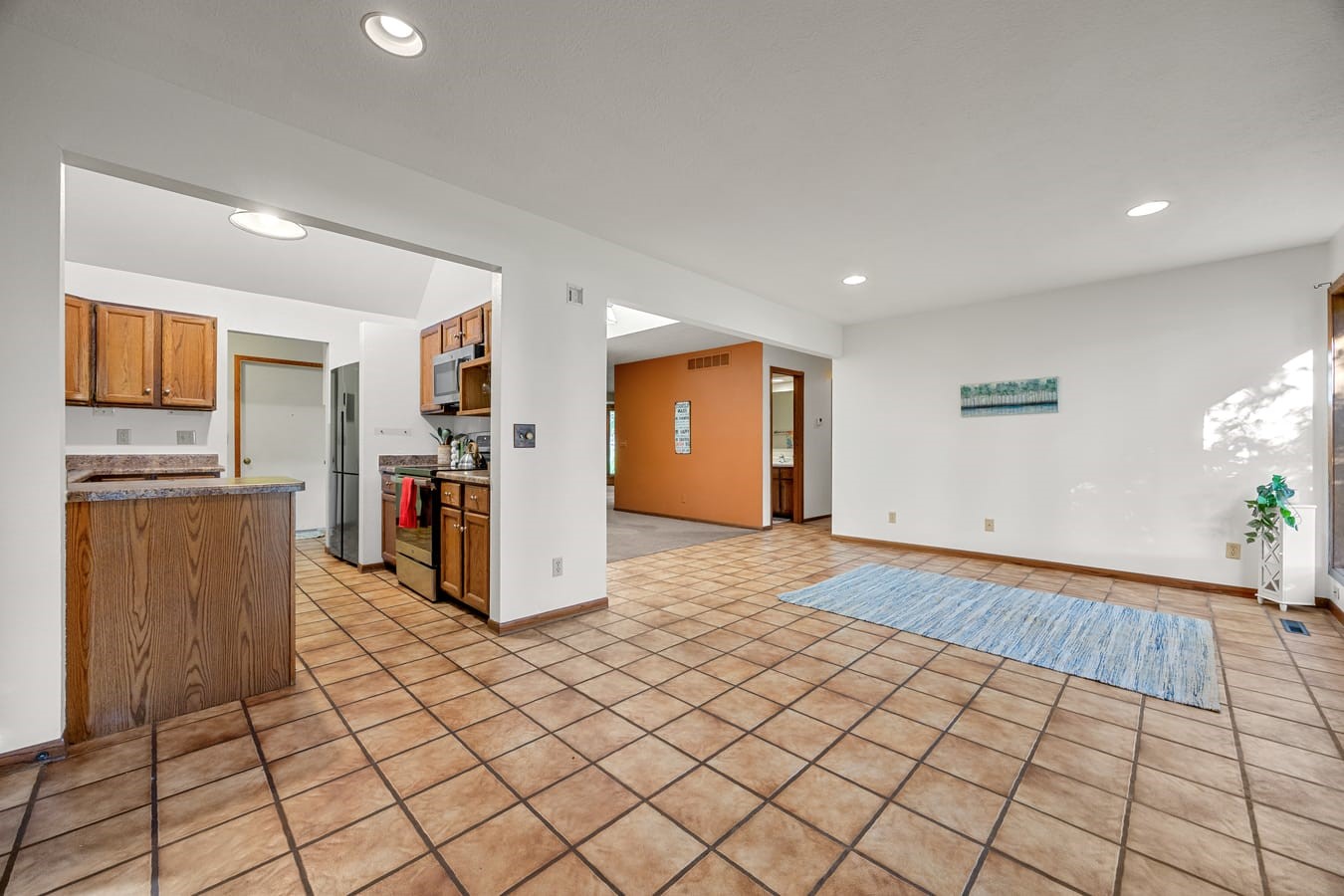 102 Elizabeth Drive Tipton IA 52772