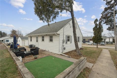 285 15th Street Marion IA 52302