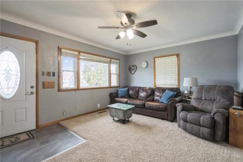 285 15th Street Marion IA 52302