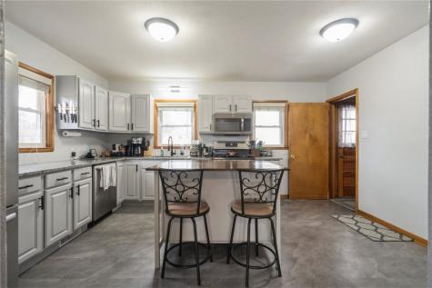 285 15th Street Marion IA 52302