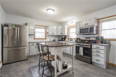 285 15th Street Marion IA 52302