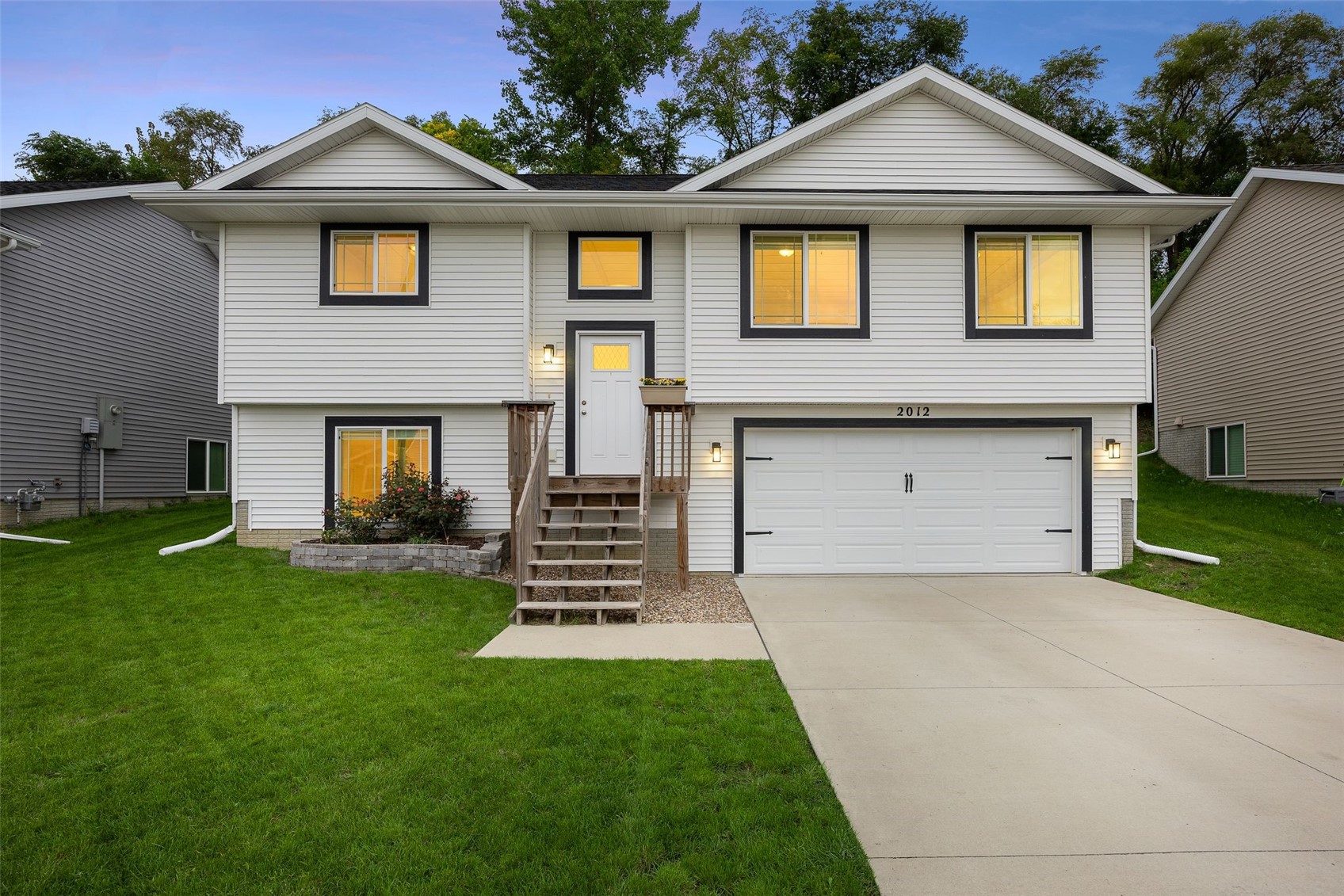 2012 SW Holly Meadow Avenue Cedar Rapids IA 52404