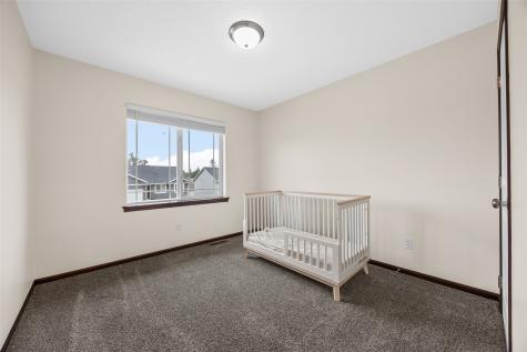 2012 SW Holly Meadow Avenue Cedar Rapids IA 52404