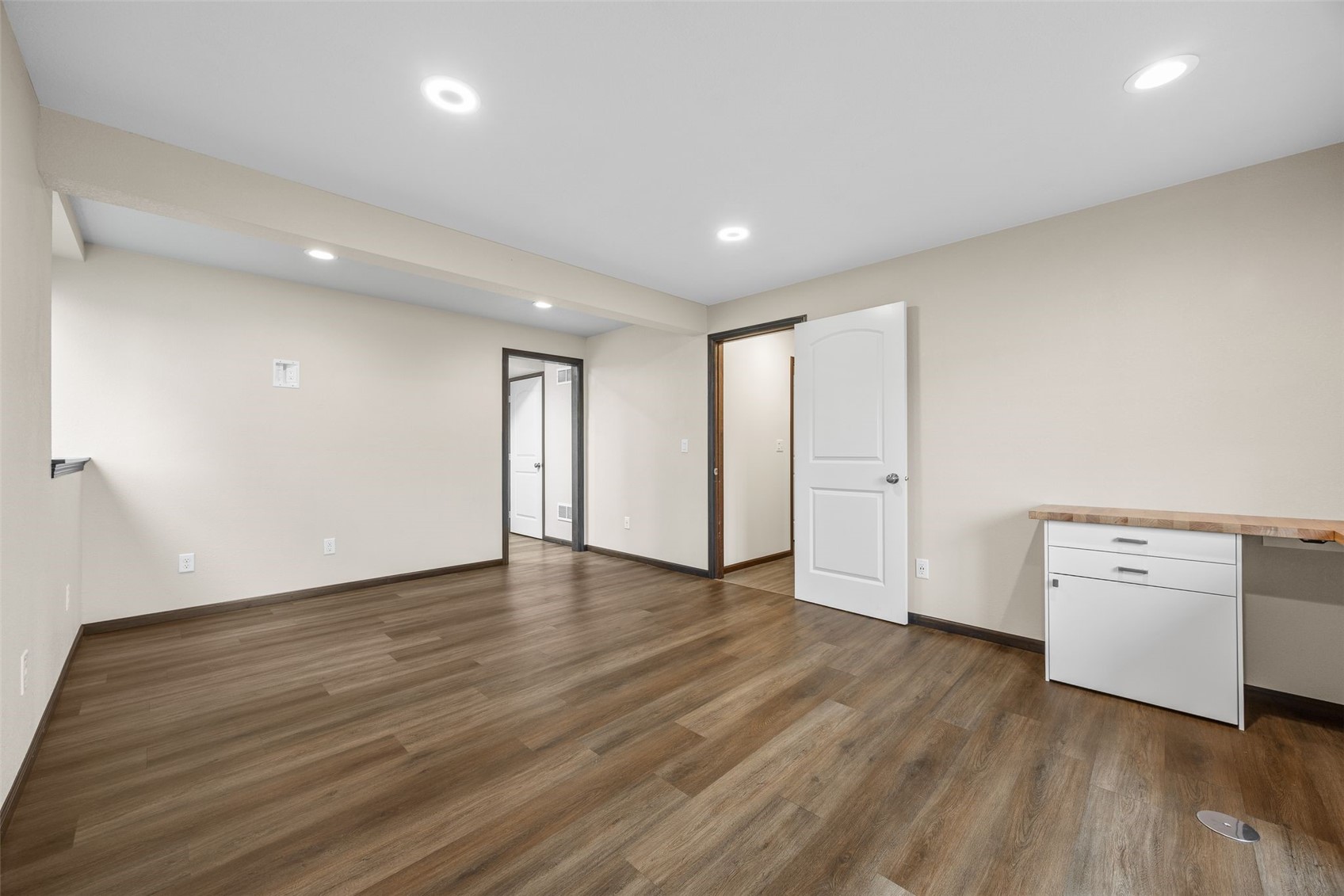 2012 SW Holly Meadow Avenue Cedar Rapids IA 52404