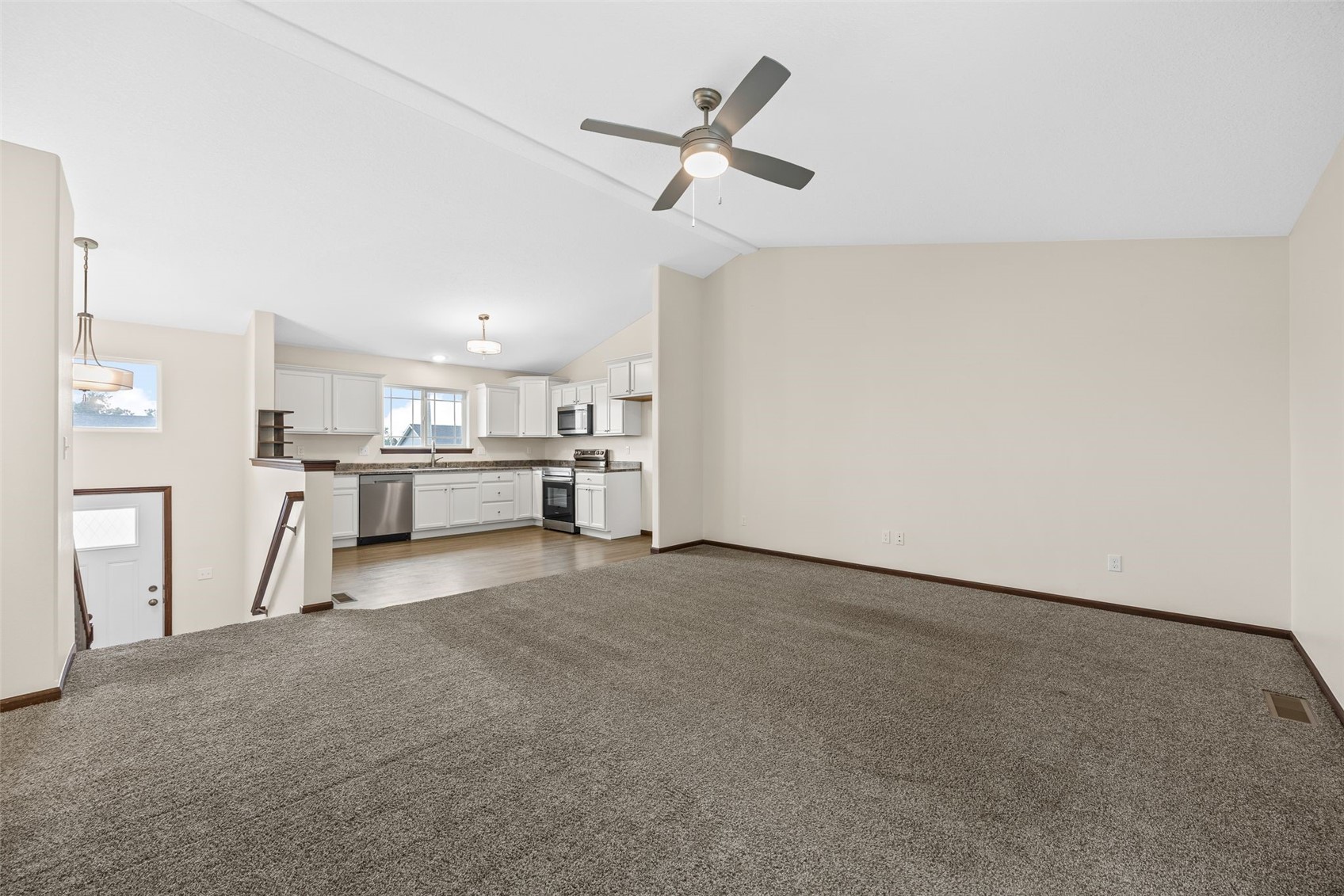 2012 SW Holly Meadow Avenue Cedar Rapids IA 52404