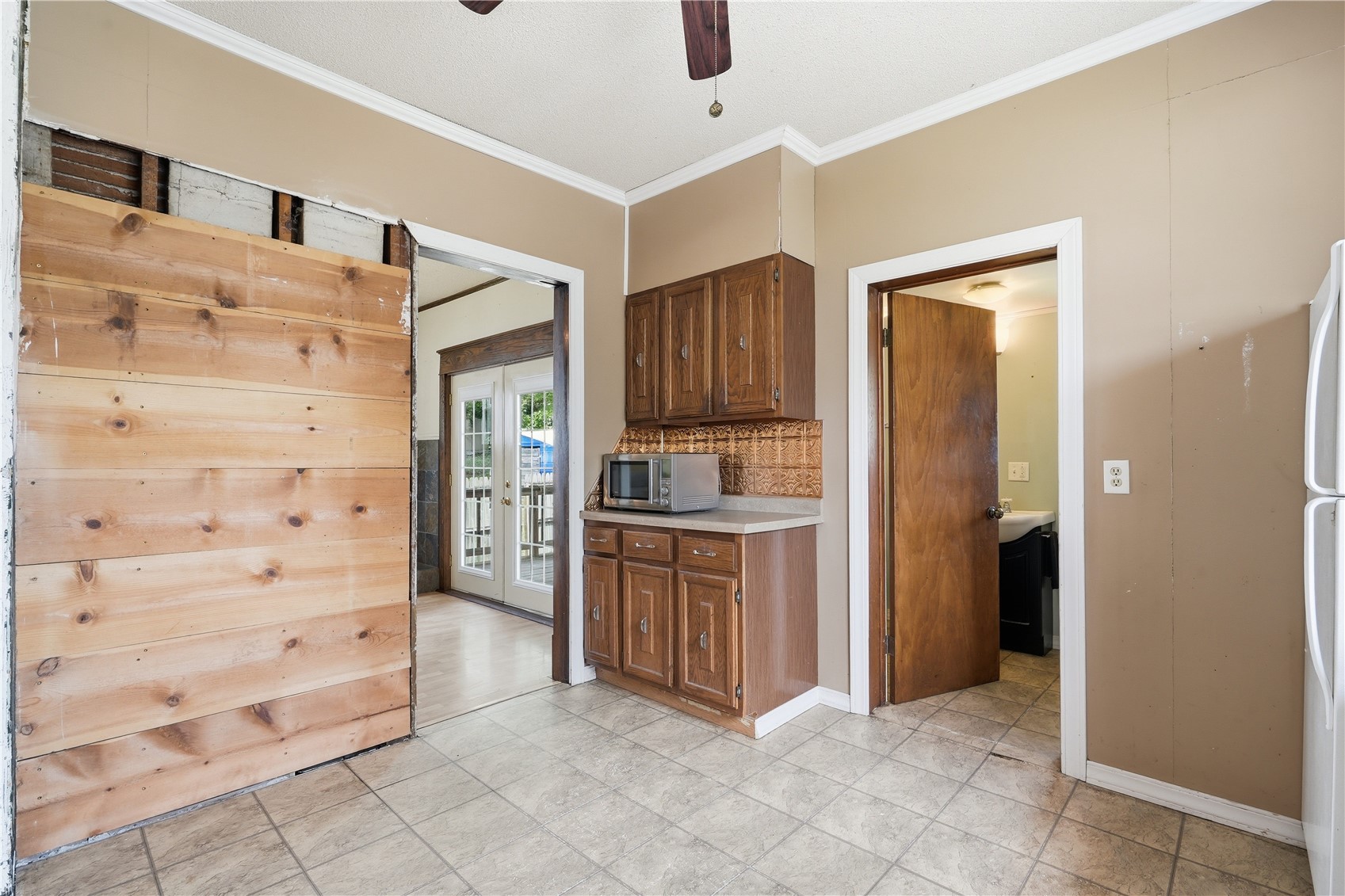 1407 11th Avenue Belle Plaine IA 52208
