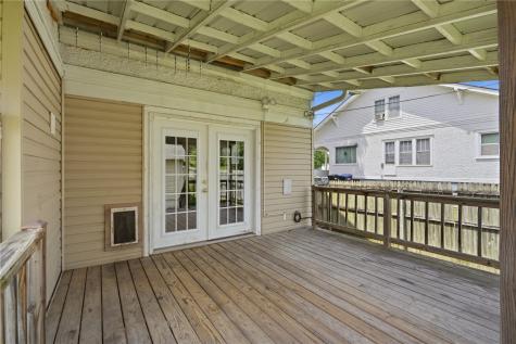 1407 11th Avenue Belle Plaine IA 52208