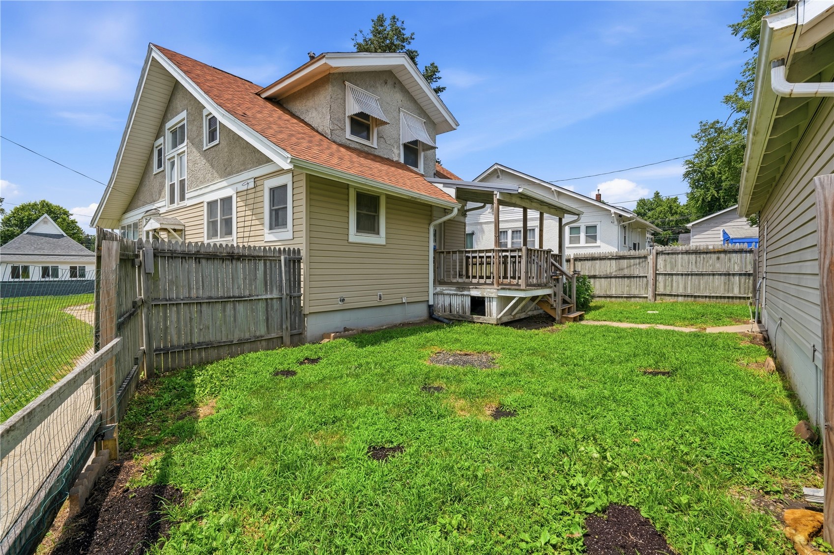 1407 11th Avenue Belle Plaine IA 52208