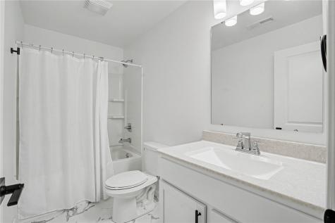 565 Dakota Avenue Tiffin IA 52340