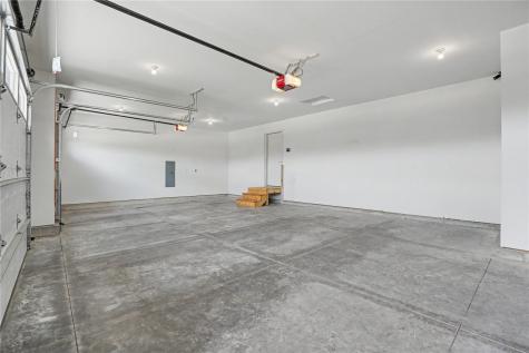 565 Dakota Avenue Tiffin IA 52340