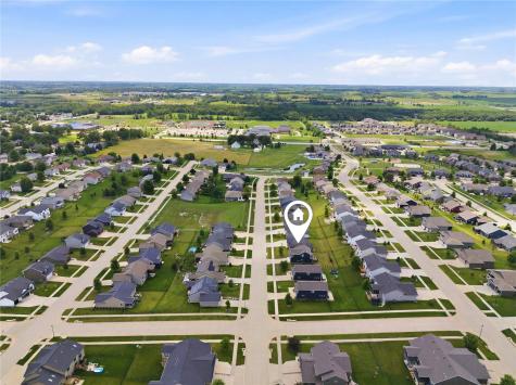 565 Dakota Avenue Tiffin IA 52340