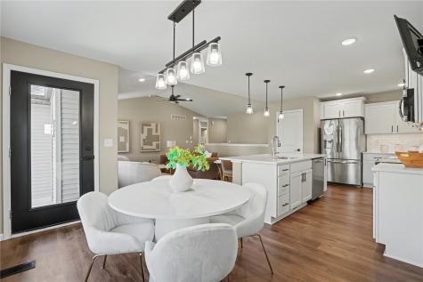 565 Dakota Avenue Tiffin IA 52340