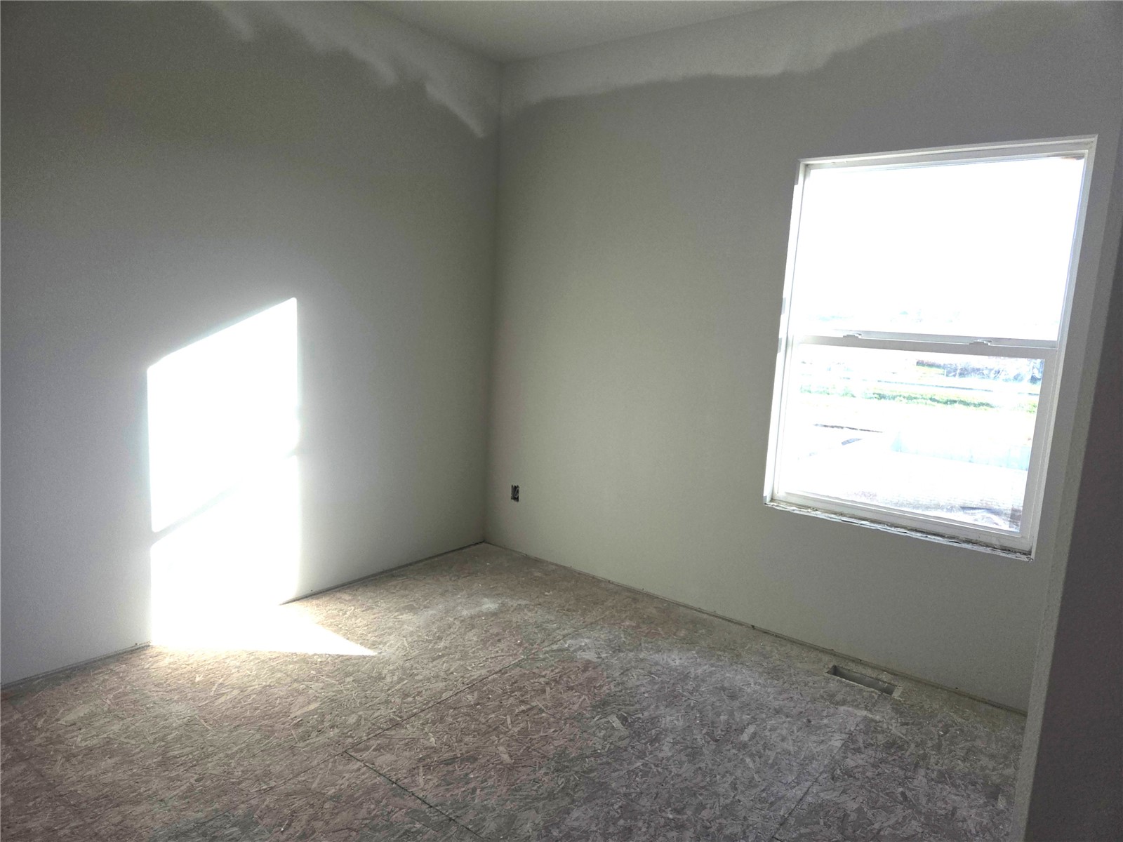 3330 Center Court Robins IA 52411