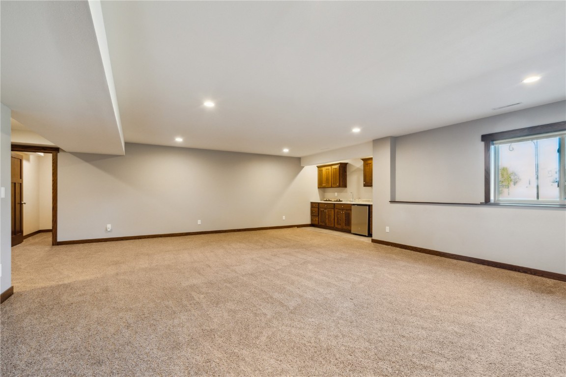 300 Landau Street Robins IA 52328