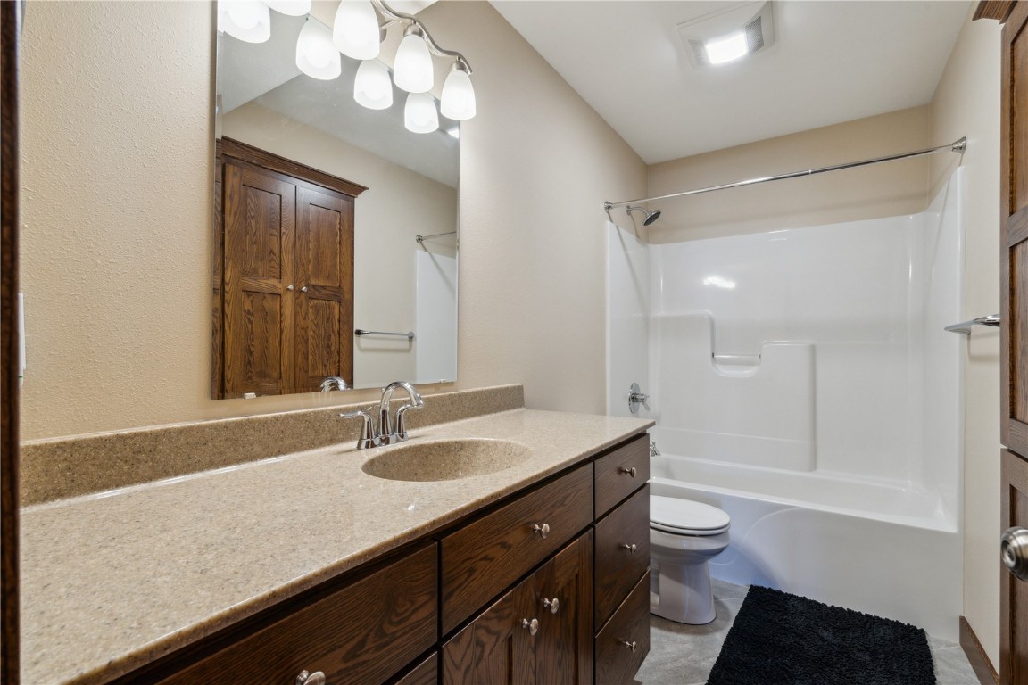 300 Landau Street Robins IA 52328