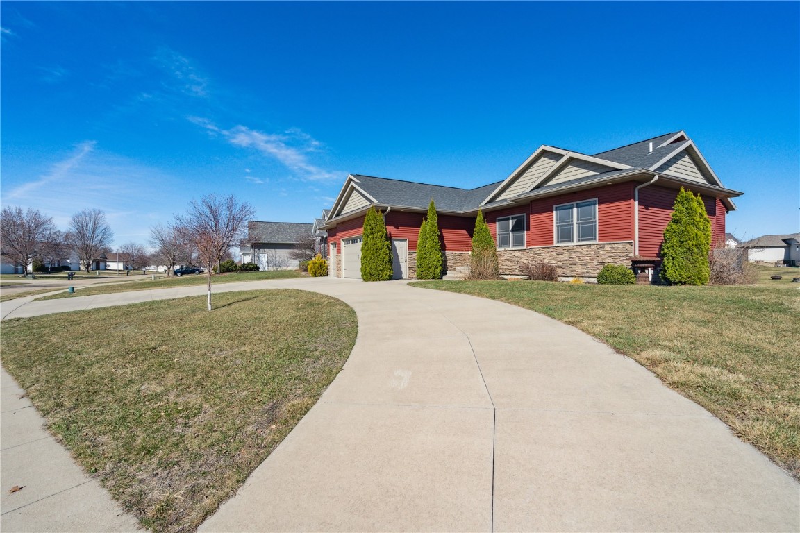 300 Landau Street Robins IA 52328